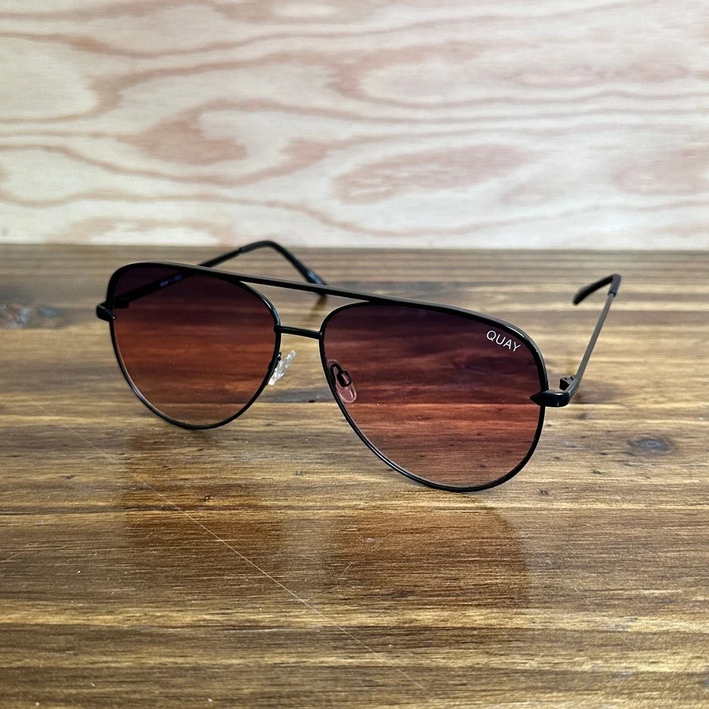 Quay X Desi Sahara Sunglasses Women OS Black Aviator Collab Gradient Lens
